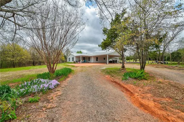 13879 E Cooksey Road, Coyle, OK 73027