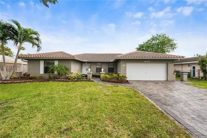 1097 NW 83rd Dr, Coral Springs, FL 33071