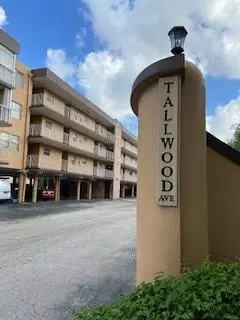 Hollywood, FL 33021,1600 Tallwood Ave  #209