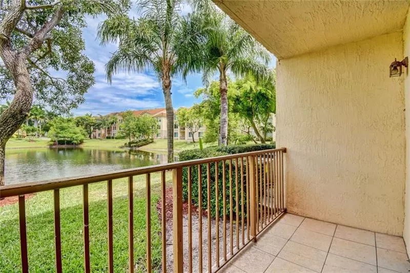 704 Villa Cir  #704, Boynton Beach, FL 33435