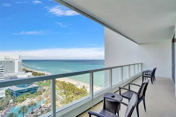 4391 Collins Ave  #1706/1707, Miami Beach, FL 33140