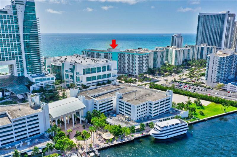 Hollywood, FL 33019,3725 S Ocean Dr  #1421