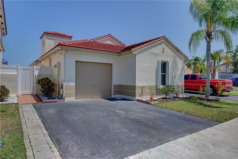 2161 NW 188th Ter, Pembroke Pines, FL 33029