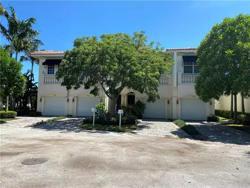 Lighthouse Point, FL 33064,1940 NE 32nd Street