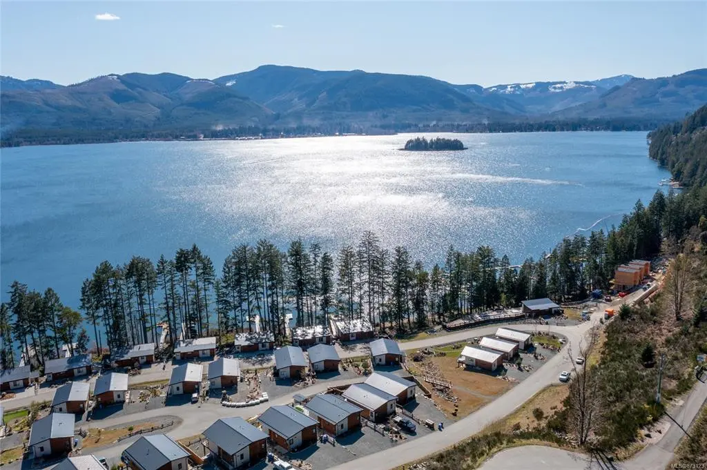 Lake Cowichan, BC V0R 2G1,7477 Cottage Way