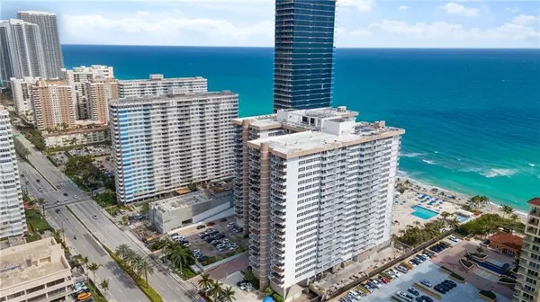 Hallandale Beach, FL 33009,2030 S Ocean Drive  #1211