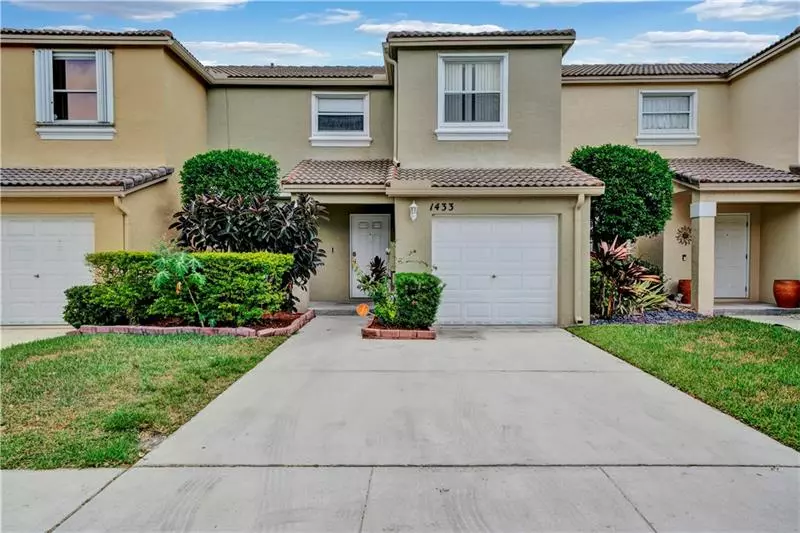 1433 NW 154th Ln, Pembroke Pines, FL 33028