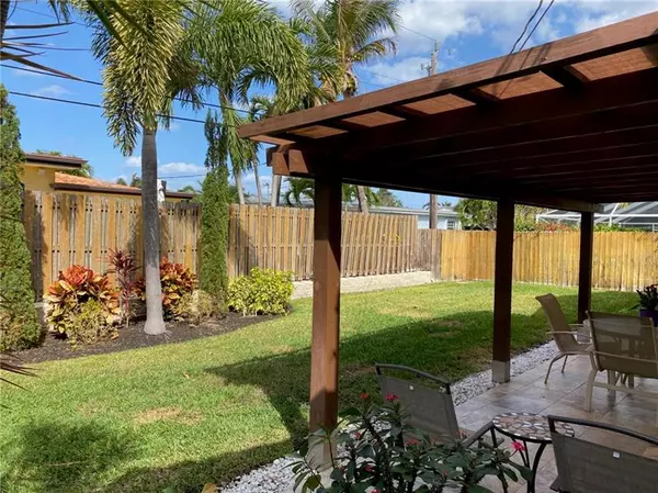 Deerfield Beach, FL 33441,913 SE 17 ST