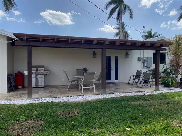 Deerfield Beach, FL 33441,913 SE 17 ST