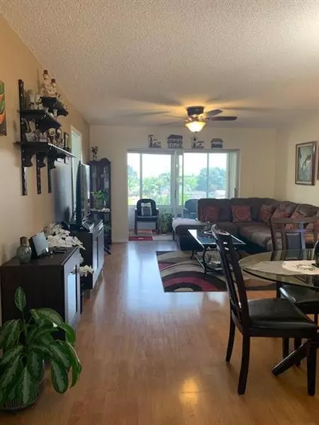 Sunrise, FL 33322,8345 Sunrise Lakes Blvd  #303