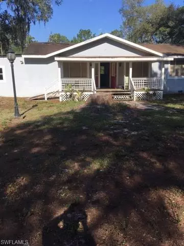 2113 Irving AVE, Alva, FL 33920