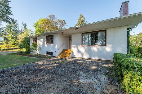 North Saanich, BC V8L 1H2,8720 East Saanich Rd