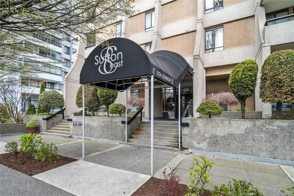 Victoria, BC V8V 3N7,1034 Johnson St #304