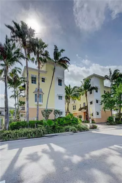 4332 Seagrape Dr  #3, Lauderdale By The Sea, FL 33308