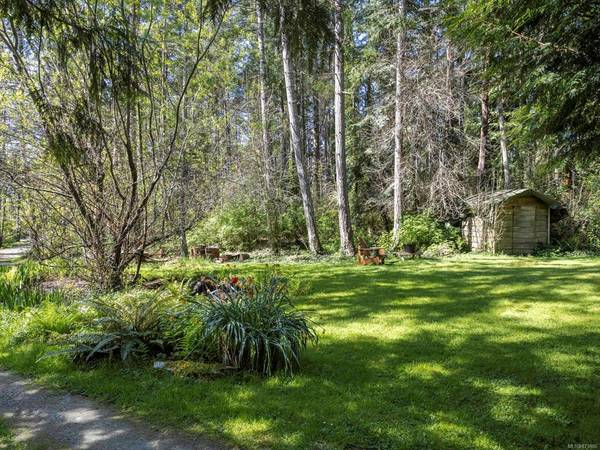 North Saanich, BC V8L 5J3,2130 Curteis Rd