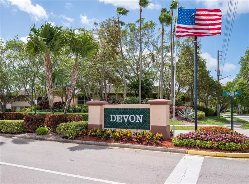 7303 S Devon Dr  #7303, Tamarac, FL 33321