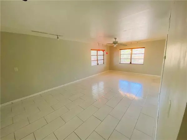 Wilton Manors, FL 33305,1920 NE 1st Ter  #206H