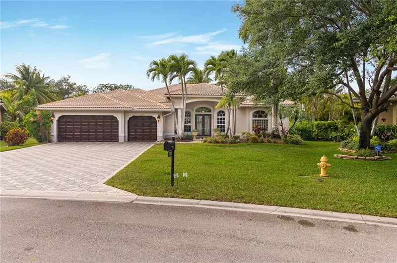 5056 NW 113th Ave, Coral Springs, FL 33076