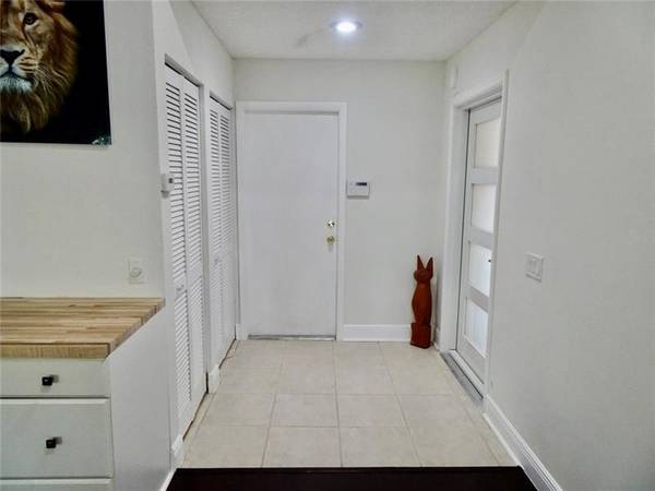 2023 Sacramento, Weston, FL 33326