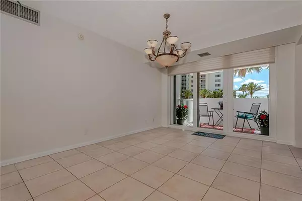 Pompano Beach, FL 33062,1370 S Ocean Blvd  #305