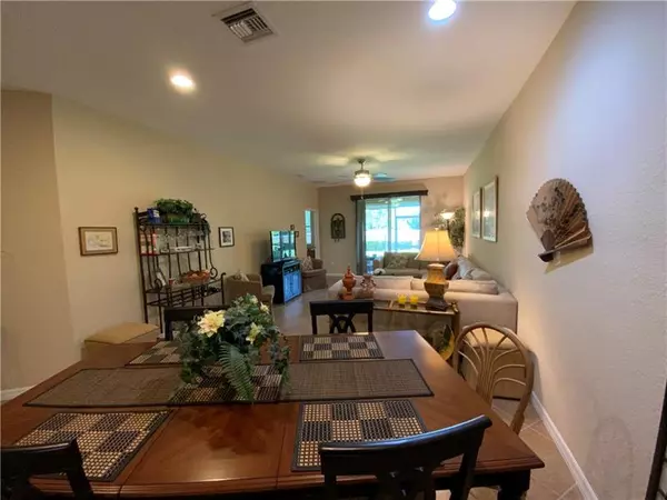 Vero Beach, FL 32966,6315 Oxford Cir  #103