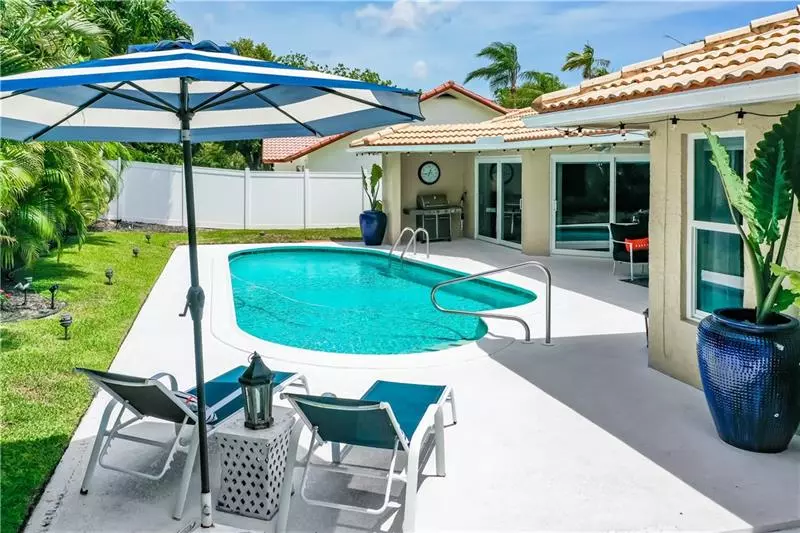 2453 SW 23rd Cranbrook Dr, Boynton Beach, FL 33436