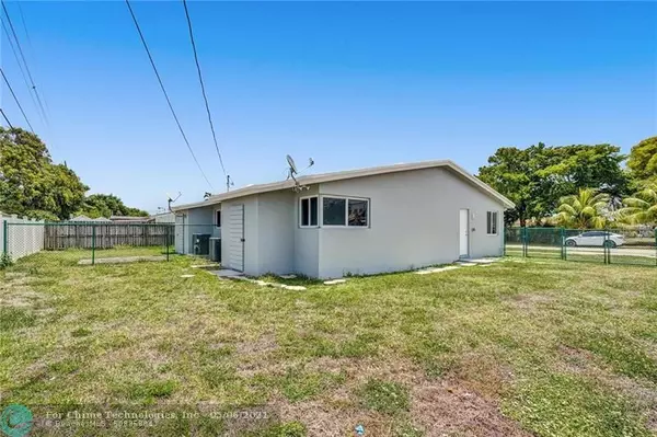 Oakland Park, FL 33334,501 NE 57th Ct unit B