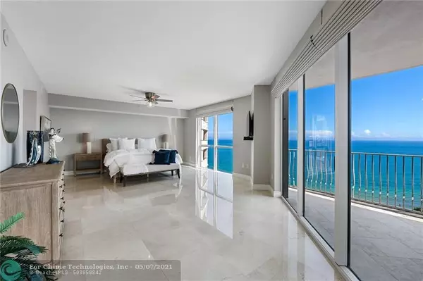 Lauderdale By The Sea, FL 33062,1460 S Ocean Blvd  #1201