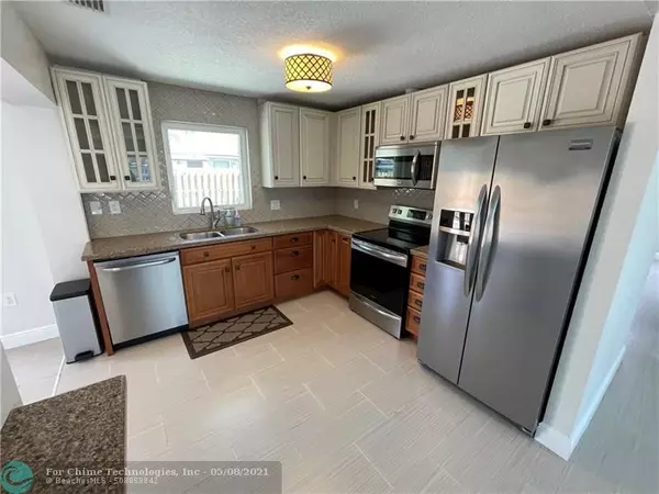 Pompano Beach, FL 33064,1463 NE 28th Ct