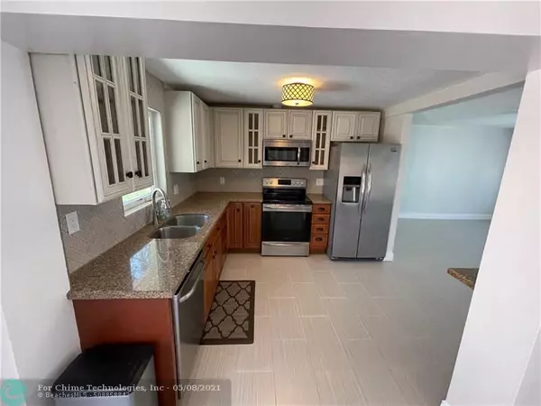 Pompano Beach, FL 33064,1463 NE 28th Ct