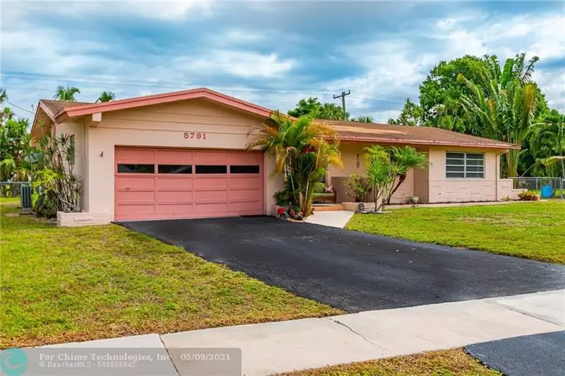 5791 Pine Ter, Plantation, FL 33317