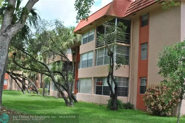 Margate, FL 33063,3160 Holiday Springs Blvd  #7-201