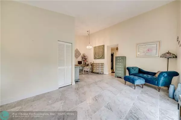 Plantation, FL 33317,331 NW 65 avenue  #1