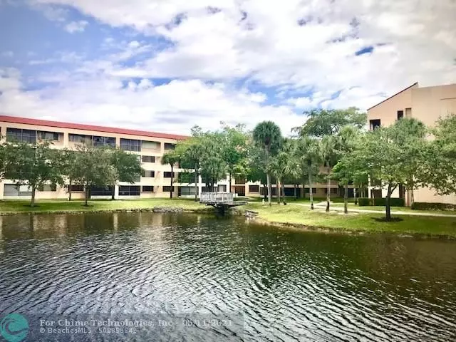 8592 W Sunrise Blvd  #102, Plantation, FL 33322