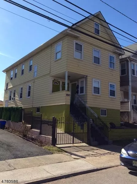 648-650 MYRTLE ST, Elizabeth City, NJ 07202