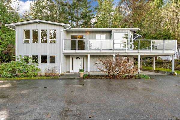 Salt Spring, BC V8K 1K1,120 Mobrae Ave