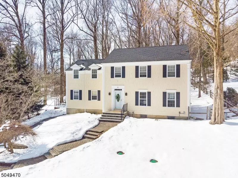 10 Carroll Dr, Mendham Twp., NJ 07945