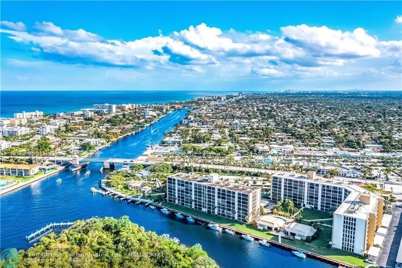 Deerfield Beach, FL 33441,1627 Riverview Rd  #414