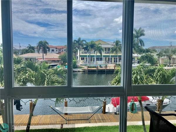 2400 NE 36th St  #8,  Lighthouse Point,  FL 33064