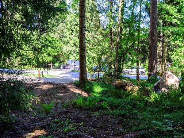 Lantzville, BC V0R 2H0,7055 Caillet Rd #Lot D