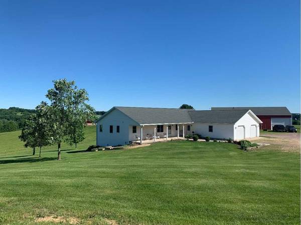 S719 County Road G, Wonewoc, WI 53968