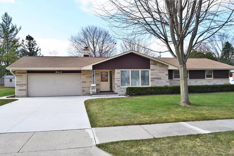 315 North Ave, Kewaskum, WI 53040