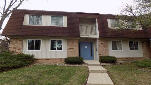 608 N Westfield Rd #B, Madison, WI 53717