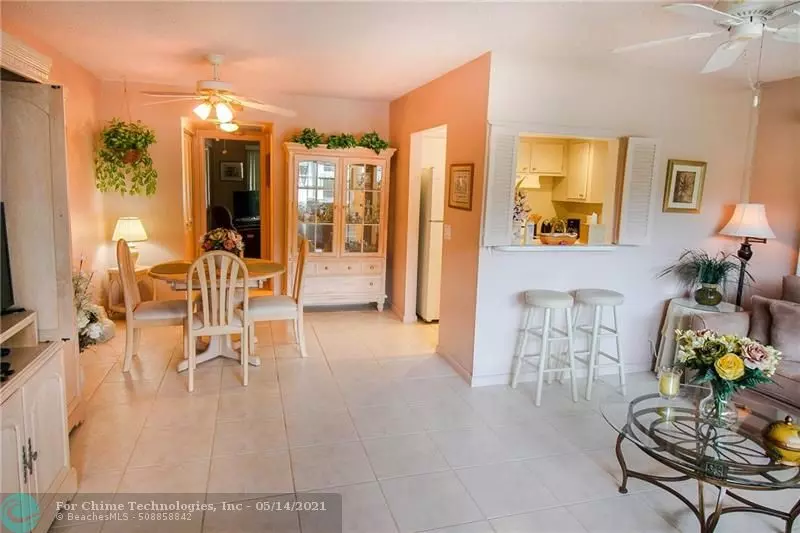 Deerfield Beach, FL 33442,216 Newport M  #216