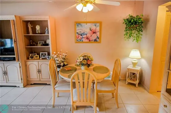 Deerfield Beach, FL 33442,216 Newport M  #216