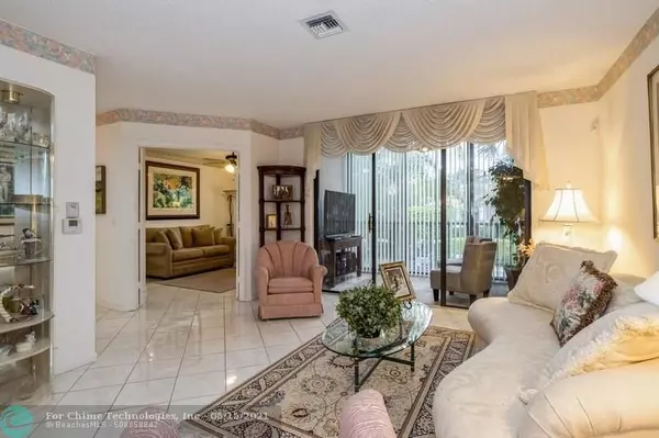 Boynton Beach, FL 33437,5265 Brisata Cir  #P