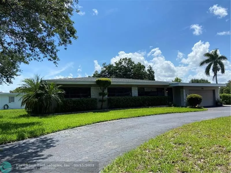 201 SW Fig Tree Lane, Plantation, FL 33317