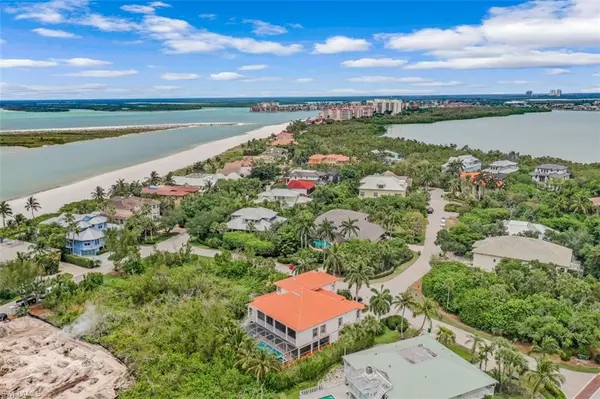 946 Sand Dune DR, Marco Island, FL 34145