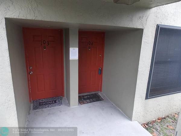 Oakland Park, FL 33309,218 Lake Pointe Dr  #104