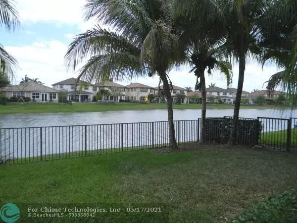 Parkland, FL 33076,10270 Peninsula Pl